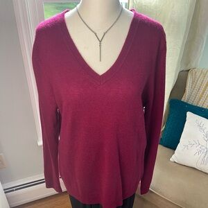 Tahari Burgundy V-Neck Cashmere Blend Sweater Sz Lg-EUC